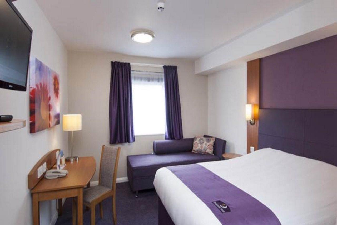 Premier Inn Portsmouth Horndean Kültér fotó