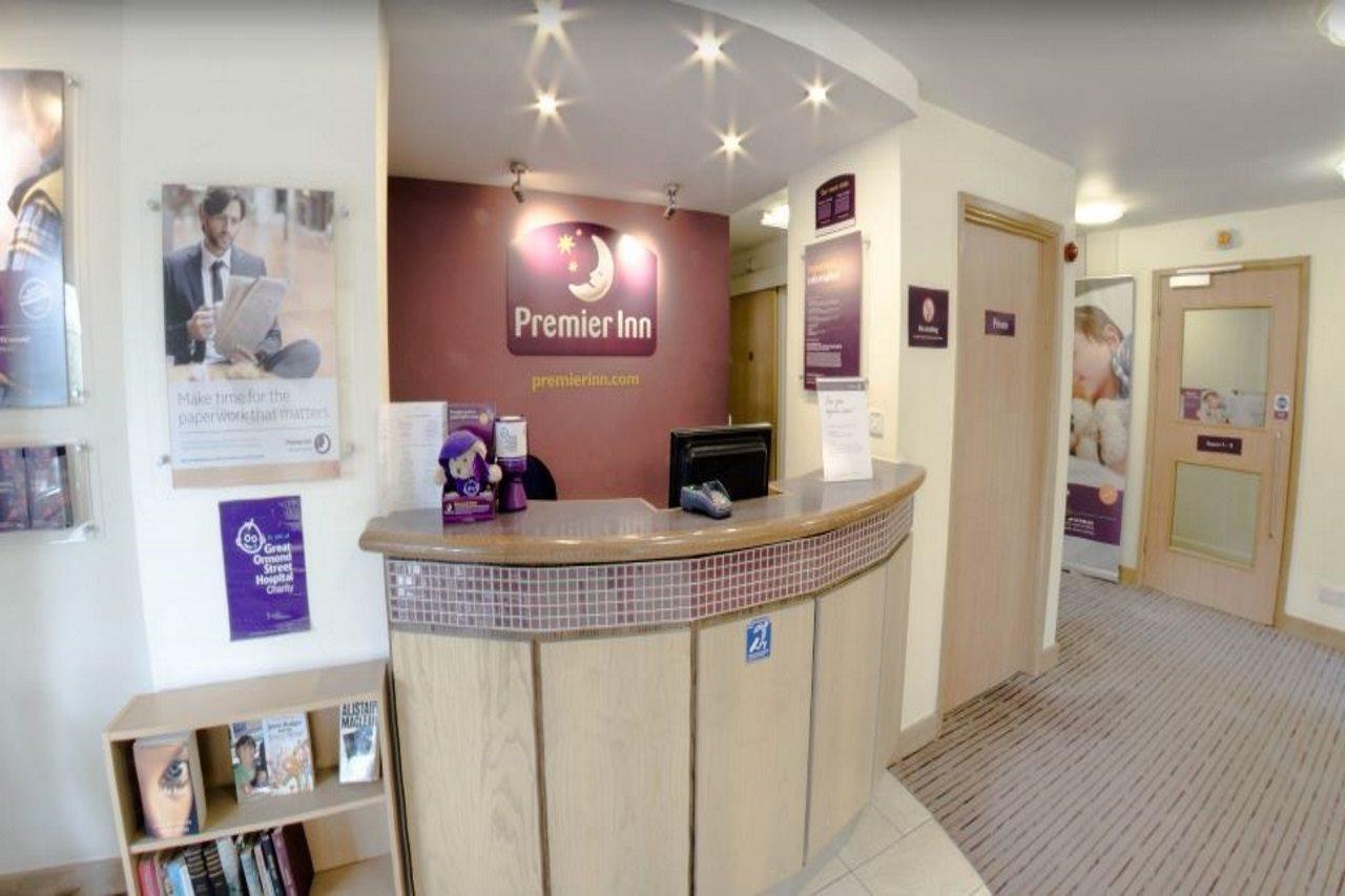 Premier Inn Portsmouth Horndean Kültér fotó